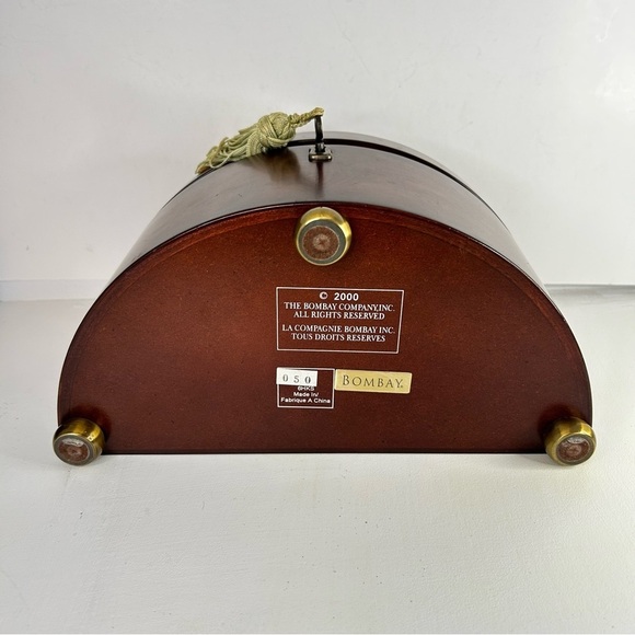 Vintage Bombay CompanyJewelry Box Half Circle Wooden Brown With Tray Key - Picture 8 of 16